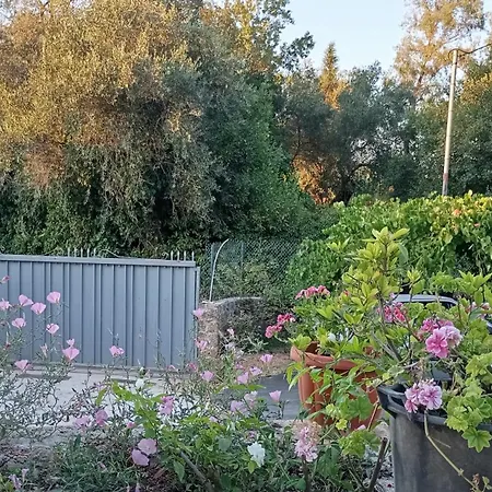 Venetton Garden House Corfu * גאוביה